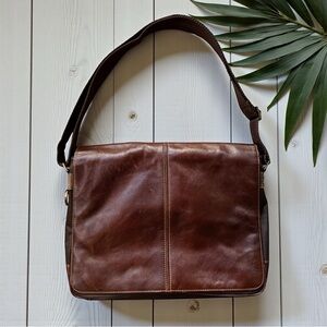 BOCONI Slim Mailbag Laptop Messenger Bag - RFID, Leather, Organizer Panels
